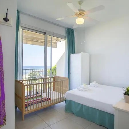 Thalassa Located On Mouzoura Beach With Majestic Sea Views Вилла *