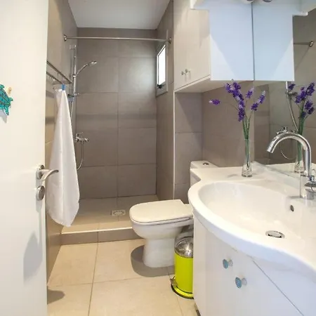 Thalassa Located On Mouzoura Beach With Majestic Sea Views * Протарас